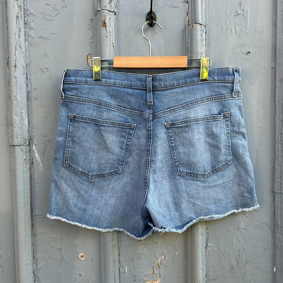 J  Crew High Rise Shorts, size 32 - Picture 5 of 11
